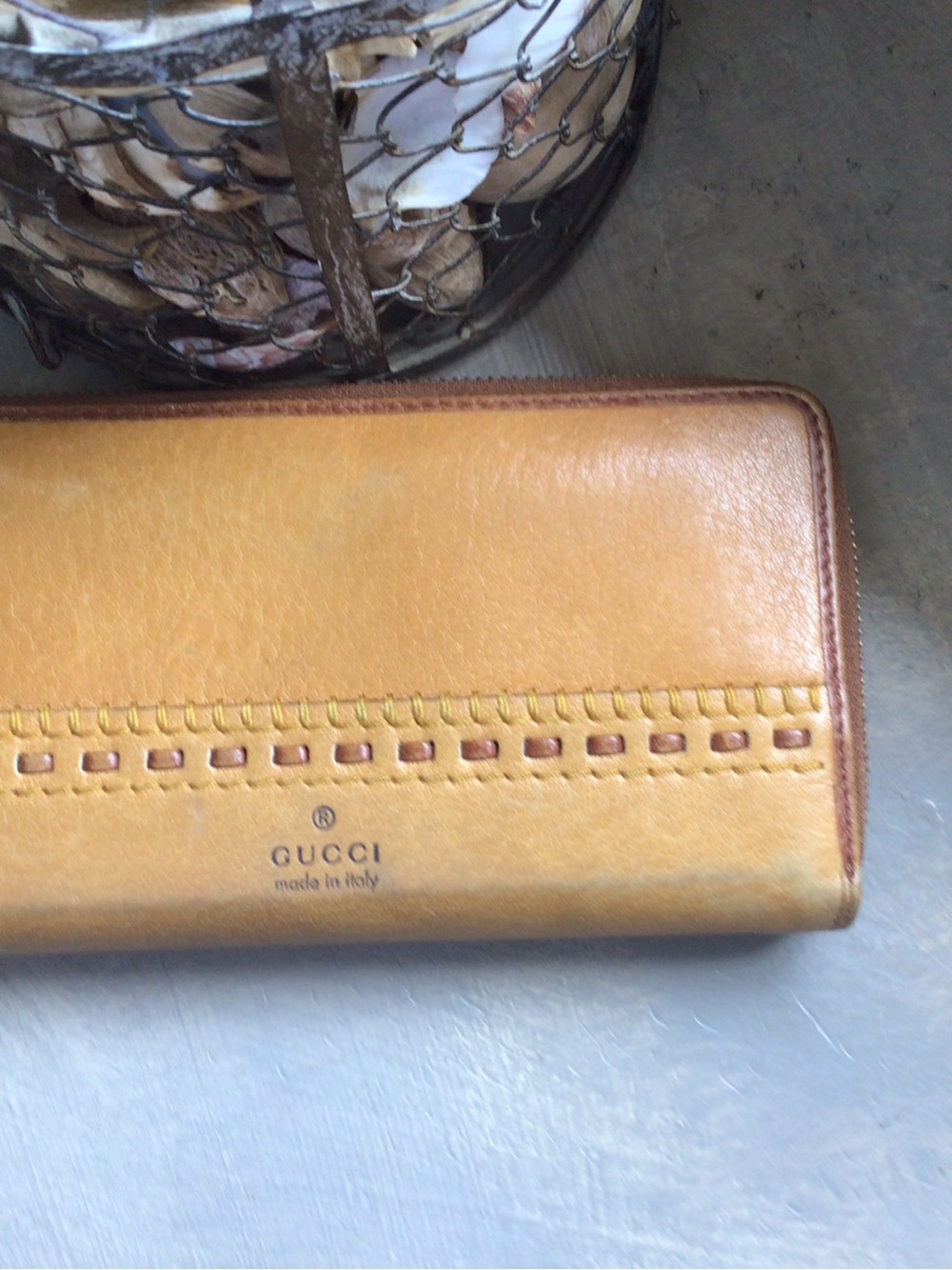 Gucci Tan Leather Zip Around Wallet with Stitch Detail